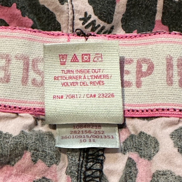 Victoria’s Secret pink shorts - Picture 4 of 5